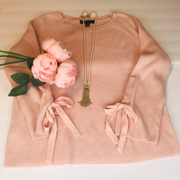 Ann Taylor Sweaters - Ann Taylor Blush Pink Bow Sleeve Sweater